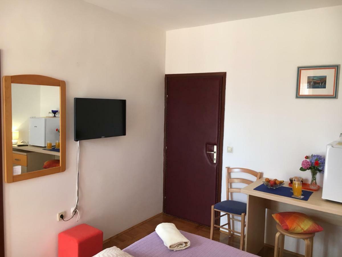 Studio Apartment And Rooms Adria Vodice Zewnętrze zdjęcie